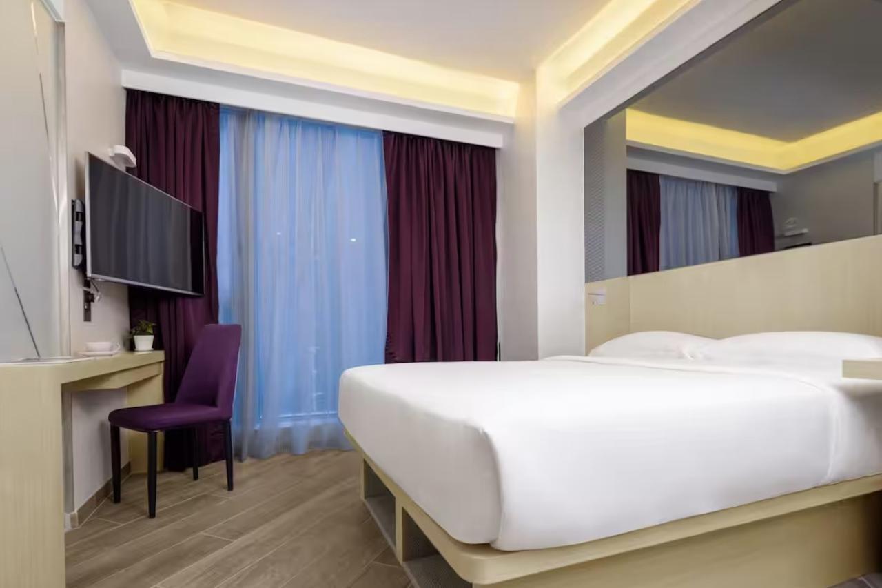 Starphire Hotel Гонконг Экстерьер фото