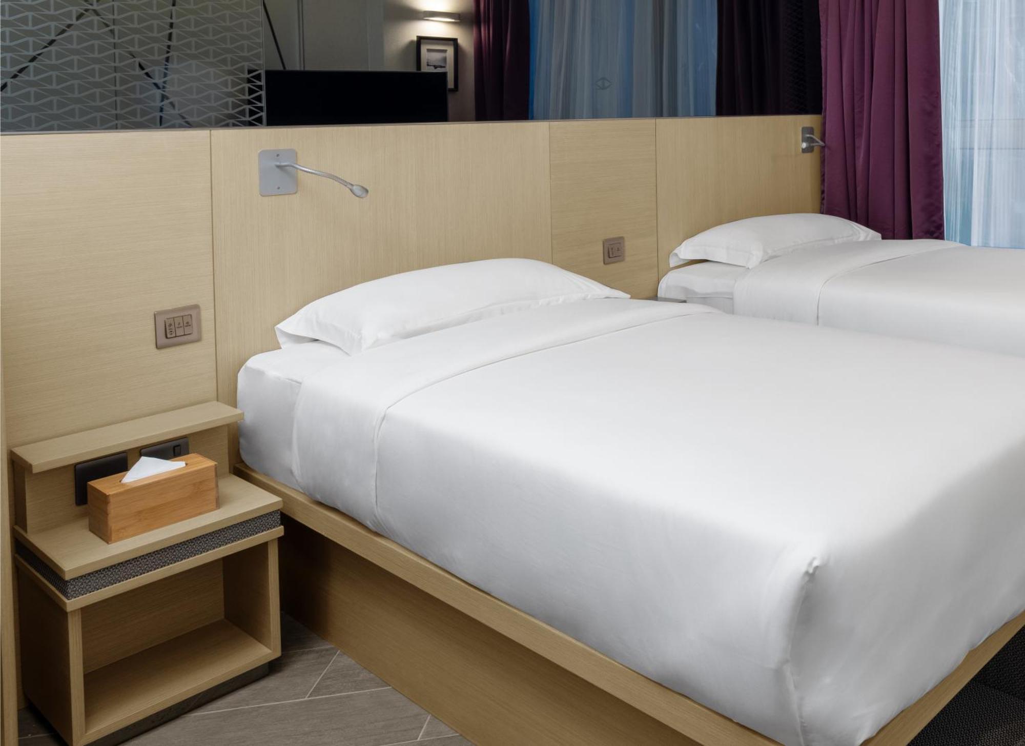 Starphire Hotel Гонконг Экстерьер фото